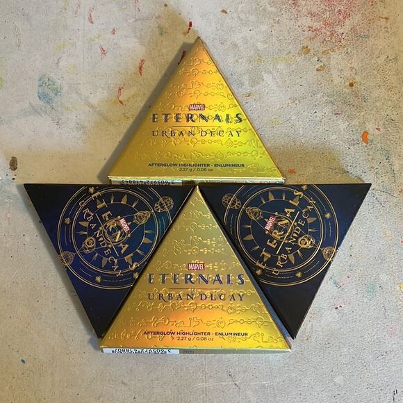 Urban Decay x Marvel Afterglow Highlighter Cuneirune & UNI-Mine - Picture 6 of 7